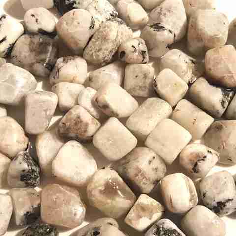 (image for) Moonstone Tumbled Stone